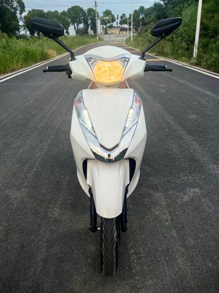 ULTRABIKES Hawk Electric Scooter with 60V 32 AH Lithium Ion Battery | 2 Year Warranty on Battery | 70 KM Range on Single Charge | 1200 Watt BLDC Motor | 3 Speed Modes | USB Charging