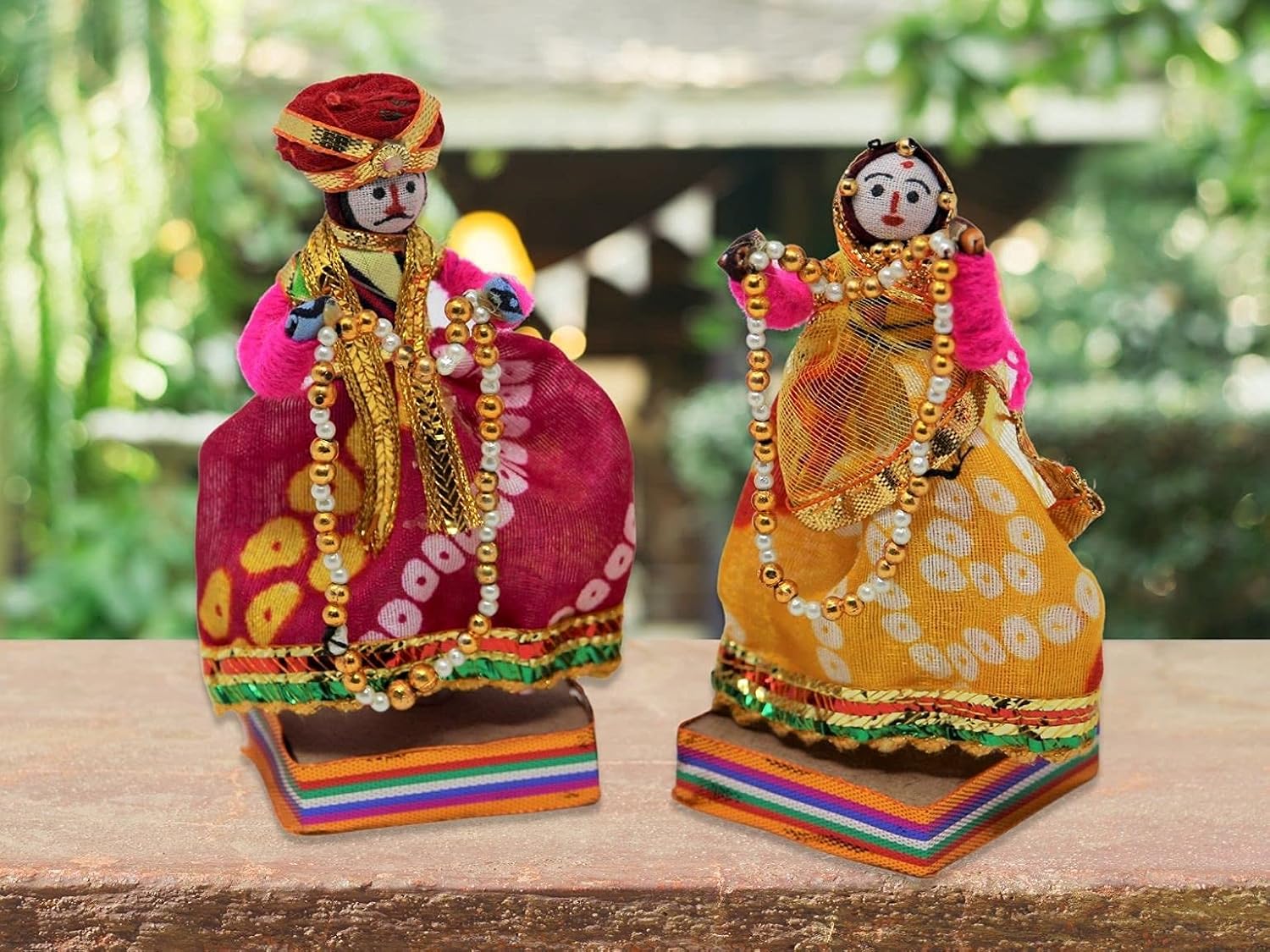 JH Gallery Handmade Recycled Rajasthani Dulha Dulhan Figurines - Home Decor, Furnishing, Gifting Idol & Decorative Items for Living Room, 11x11 cm Multicolour Showpiece, Perfect for Home Decoration