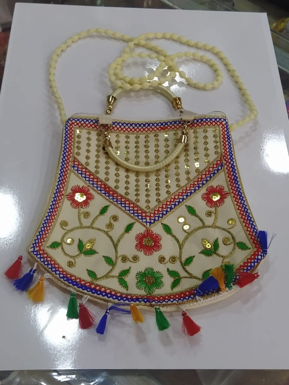 RAHUL HANDICRAFTS Handicrafts sling bag for women and girls, rajasthan handbag with handle