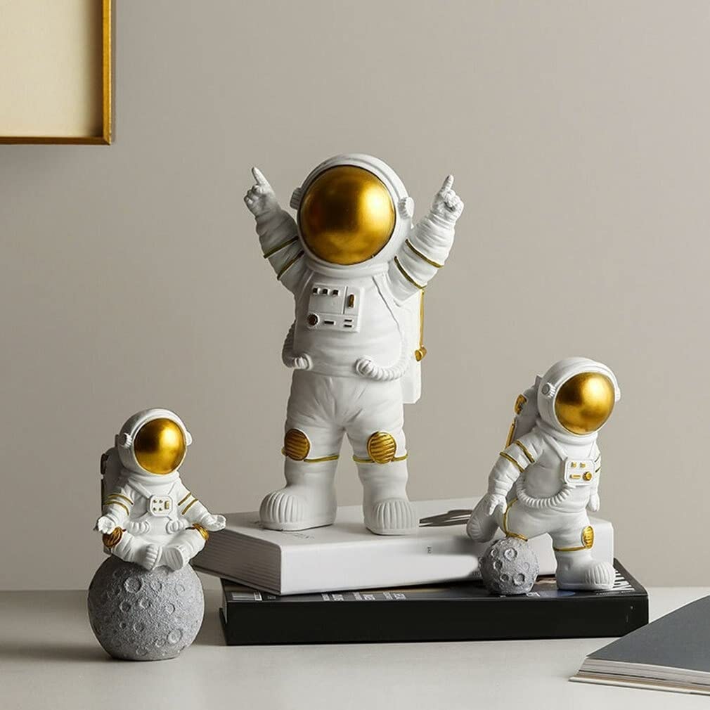 Street27® Resin Astronaut Spaceman Statue Ornament Home Office Desktop Figurine Decors Set of 3 - Golden (Golden)