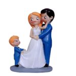 Happy Family Couple Figurine with Child 7.5 Inch Resin Showpiece for Home Decor Living Room Shelf Tabletop Decoration Wedding for Couples