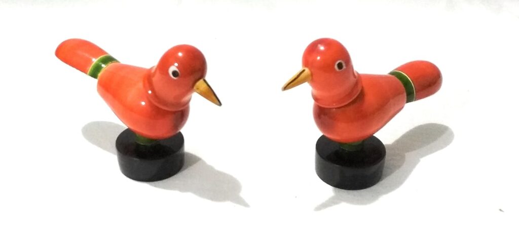Crafts India Handcrafted channapatna Wooden Spring Birds Dolls/Toys - Assorted and Multicolored